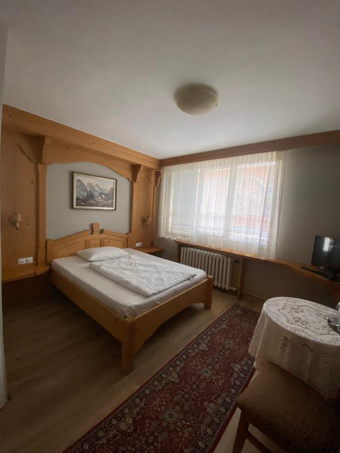 Family Hotel Zdravets Sofia Rum bild